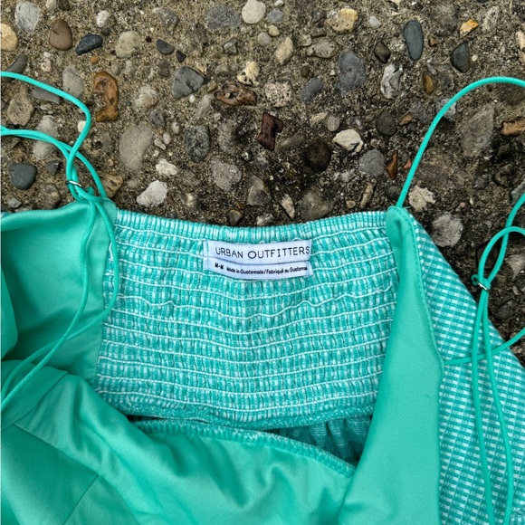 Urban outfitters romper - Picture 2 of 3